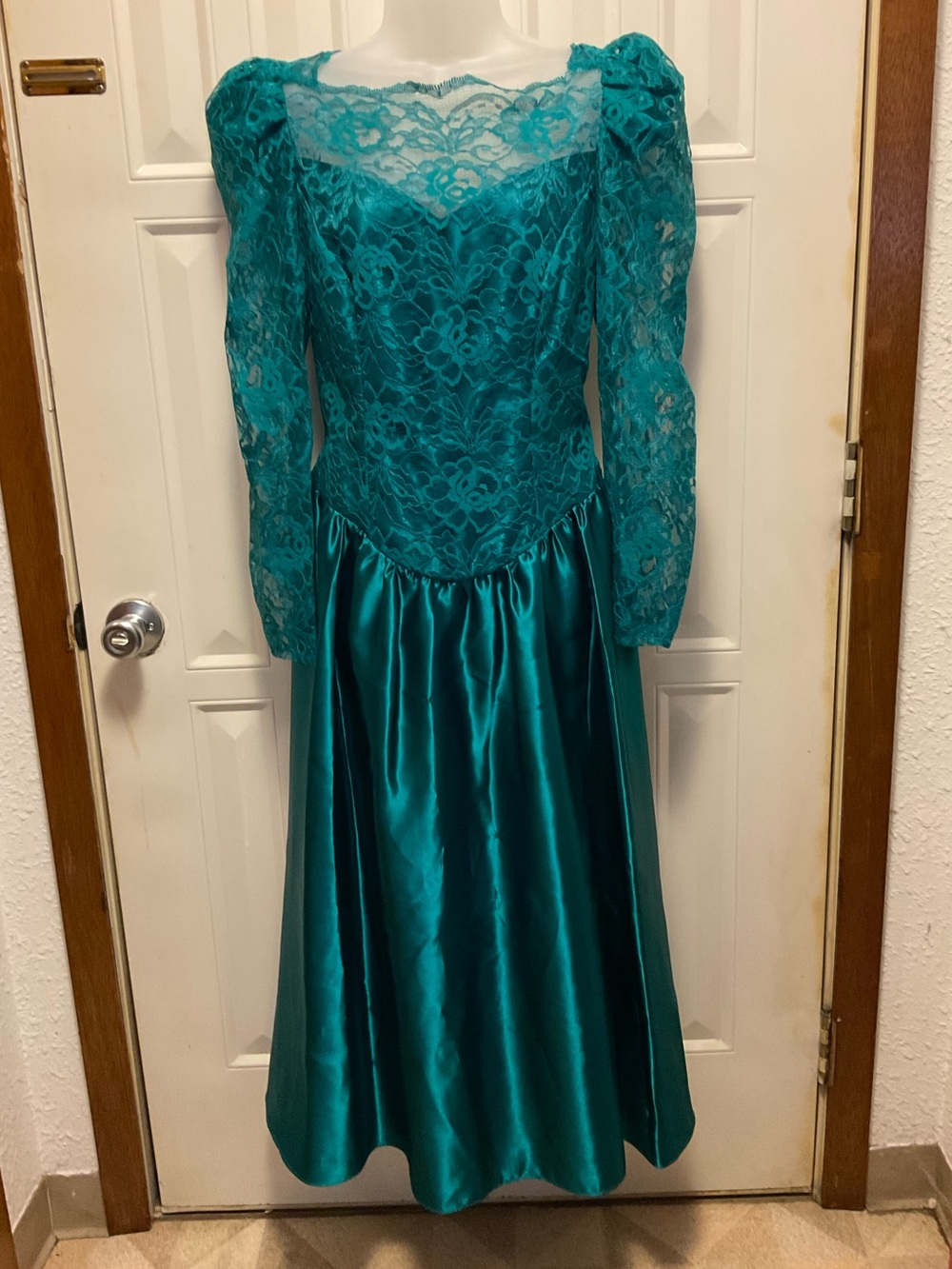 Vtg 80s Teal Lace Satin Gown Puff Sleeve Bow Back Party Dress M